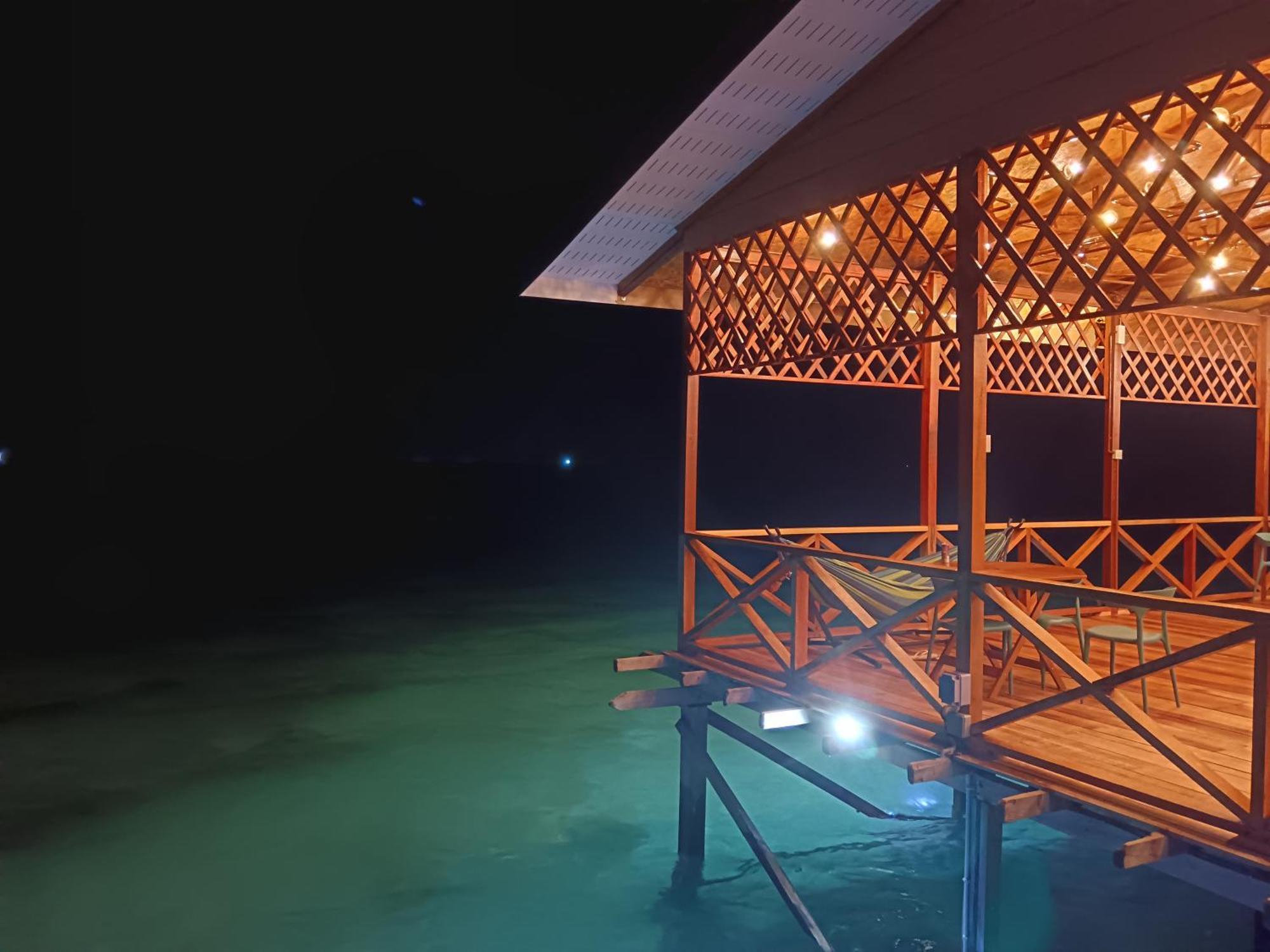 La Water House Semporna B&B 외부 사진